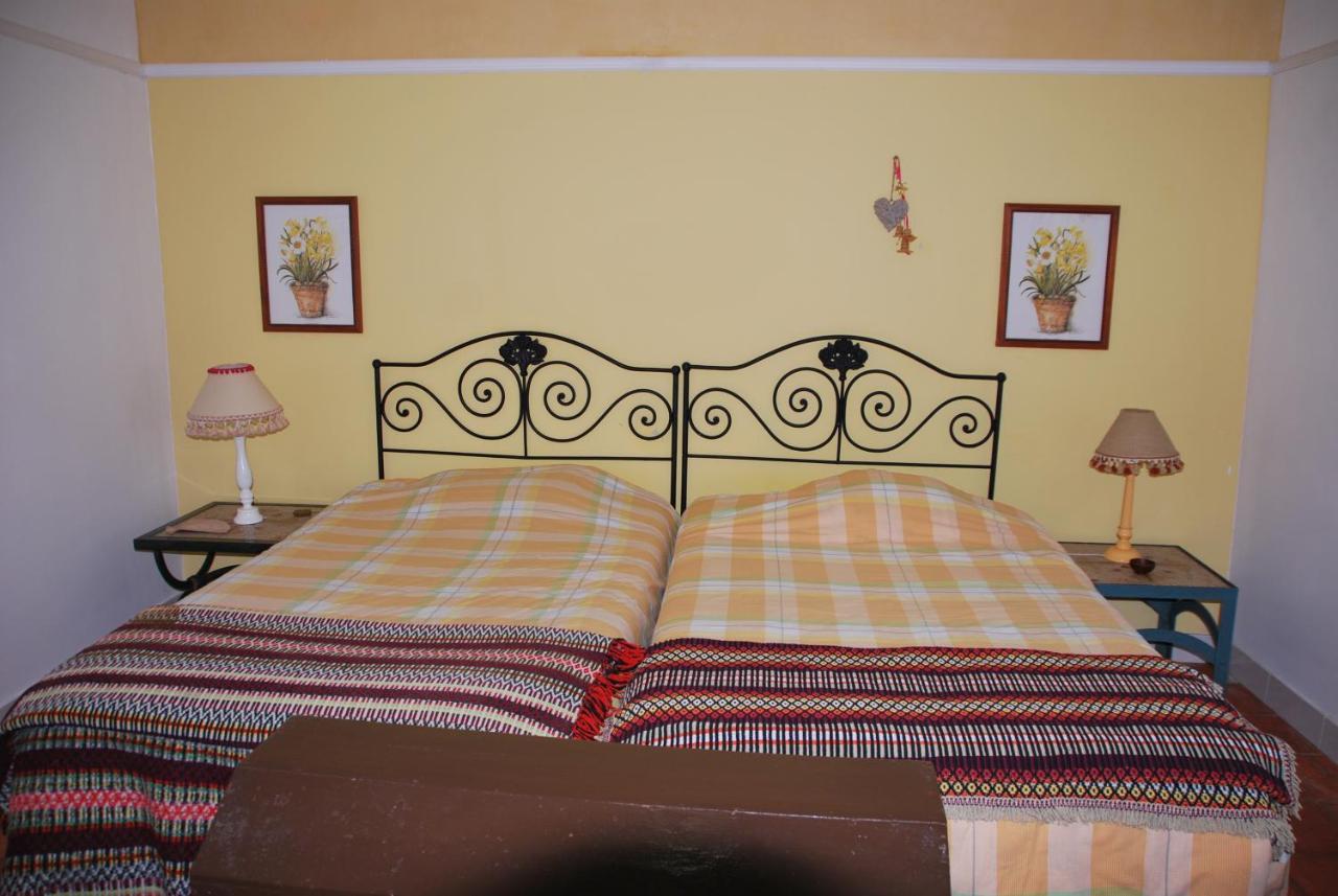 Monte Ramos Pension Ferreira Do Alentejo Buitenkant foto